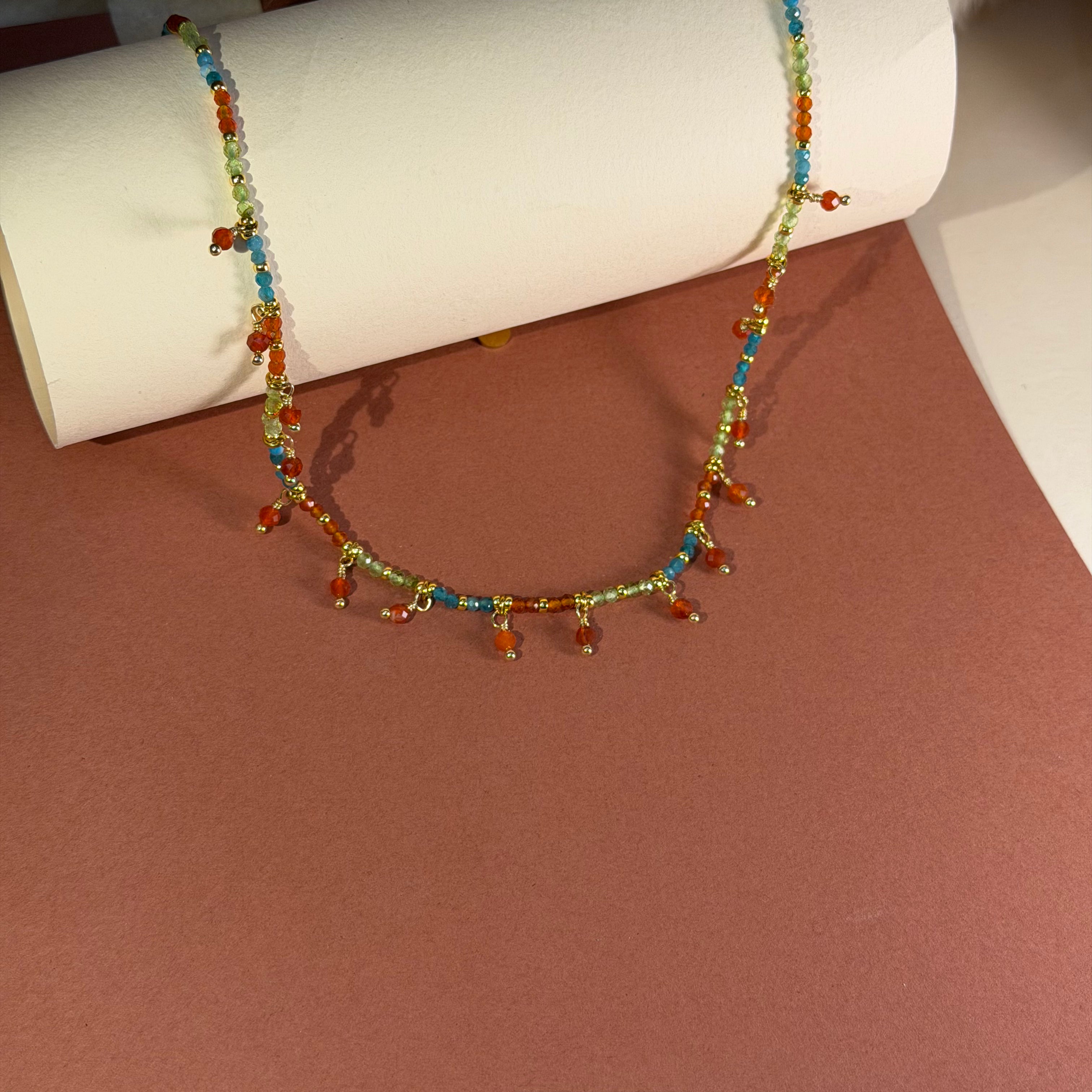Collana Spring