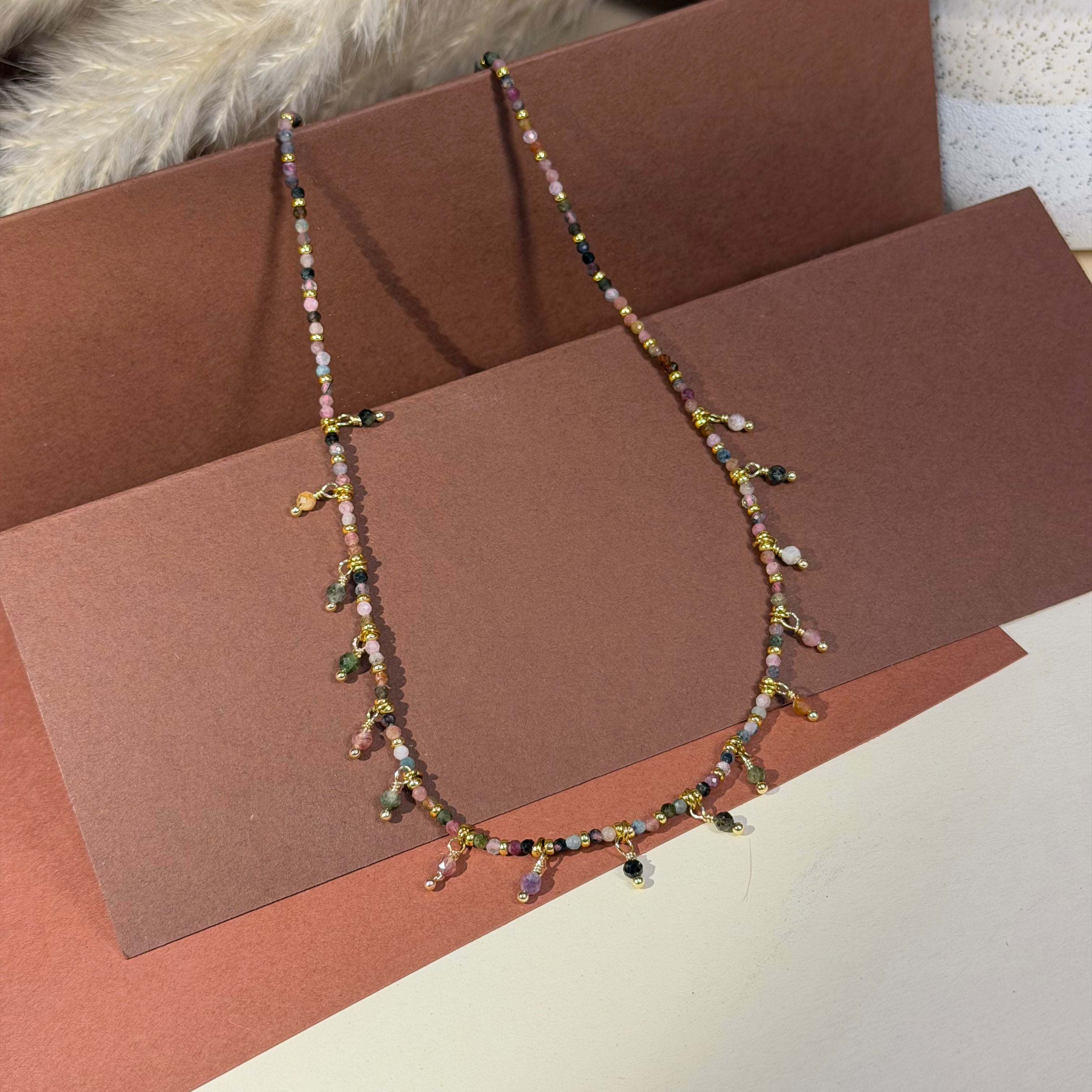 Collana Spring