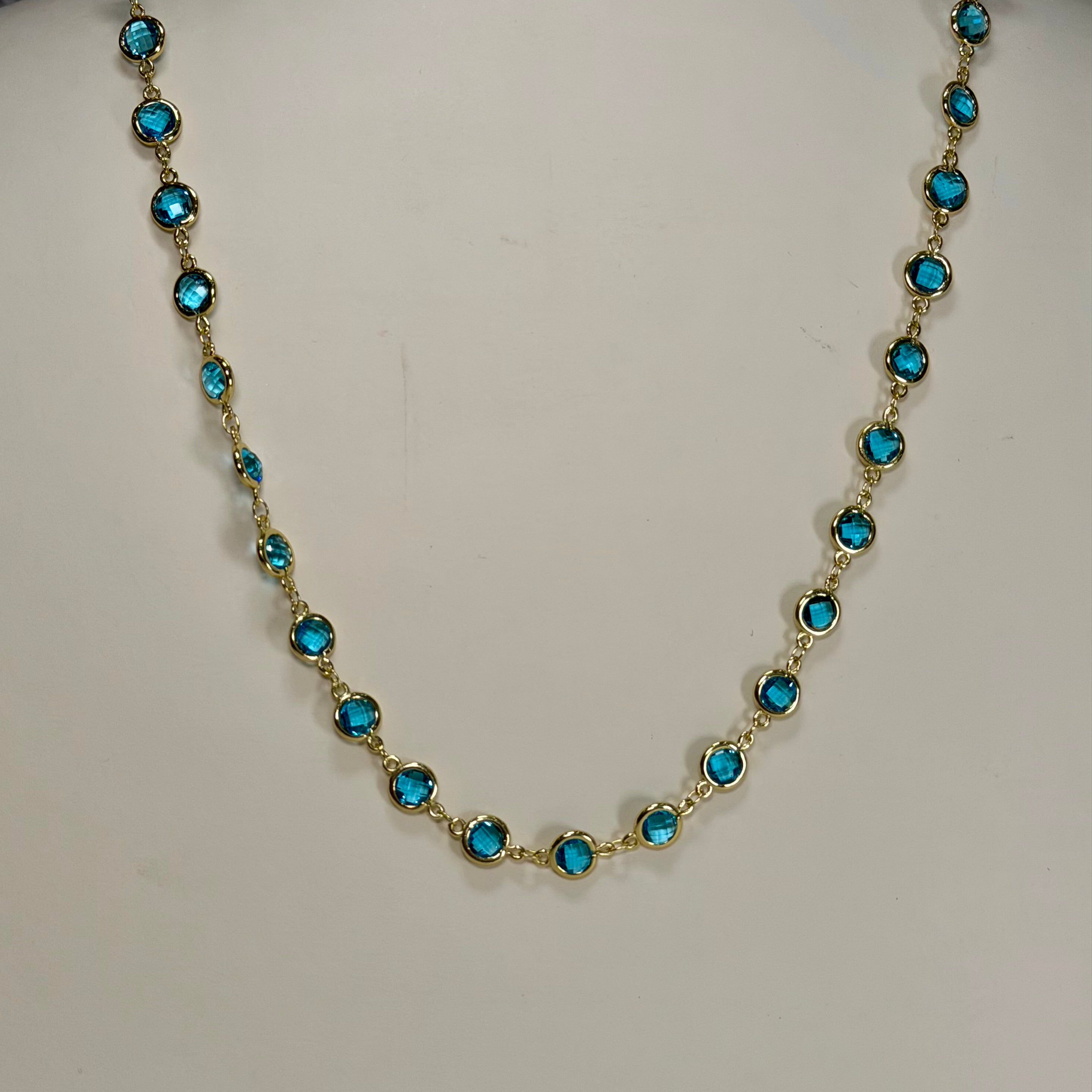 Collana Aura