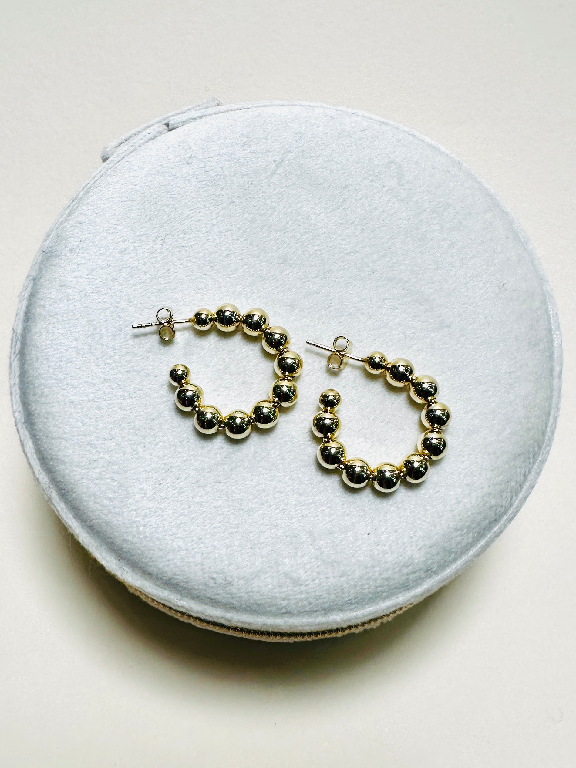 Orecchini Cerchio Palline