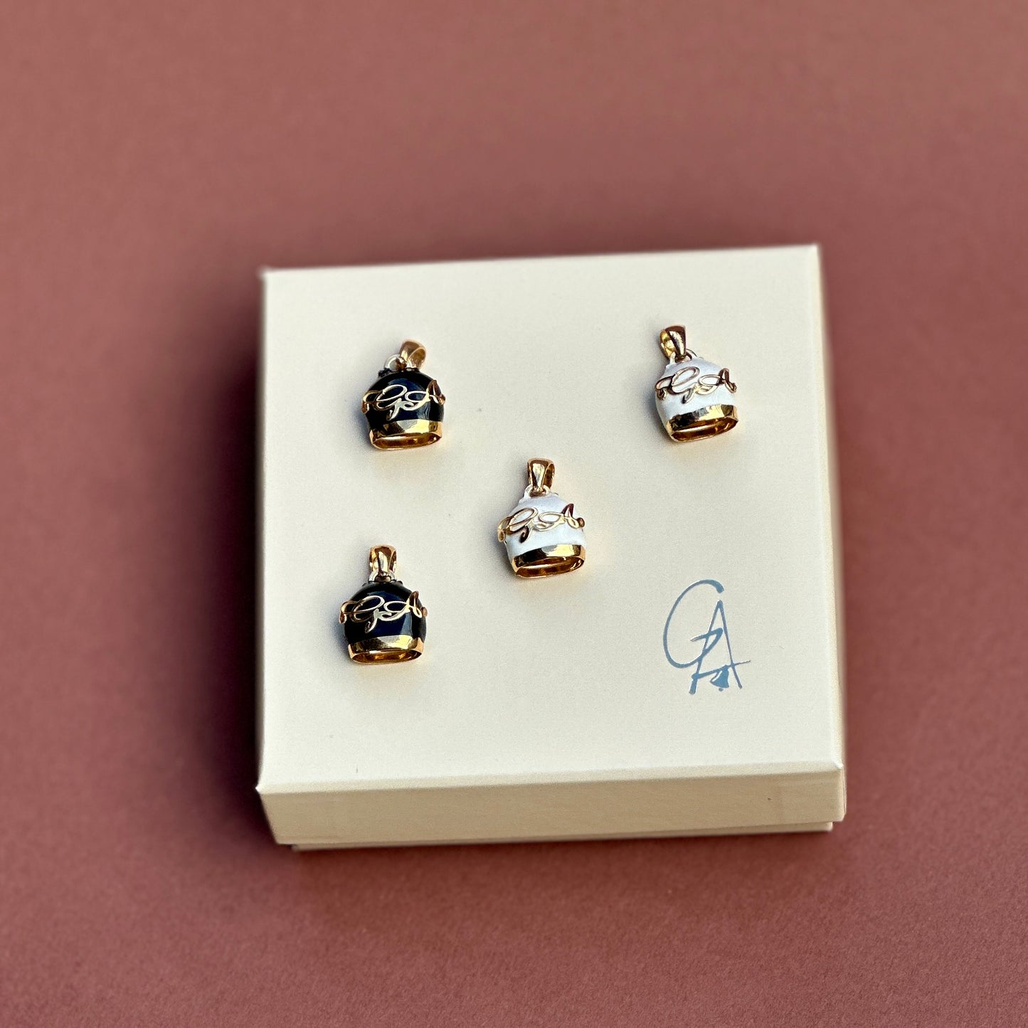 Charms Campana GA